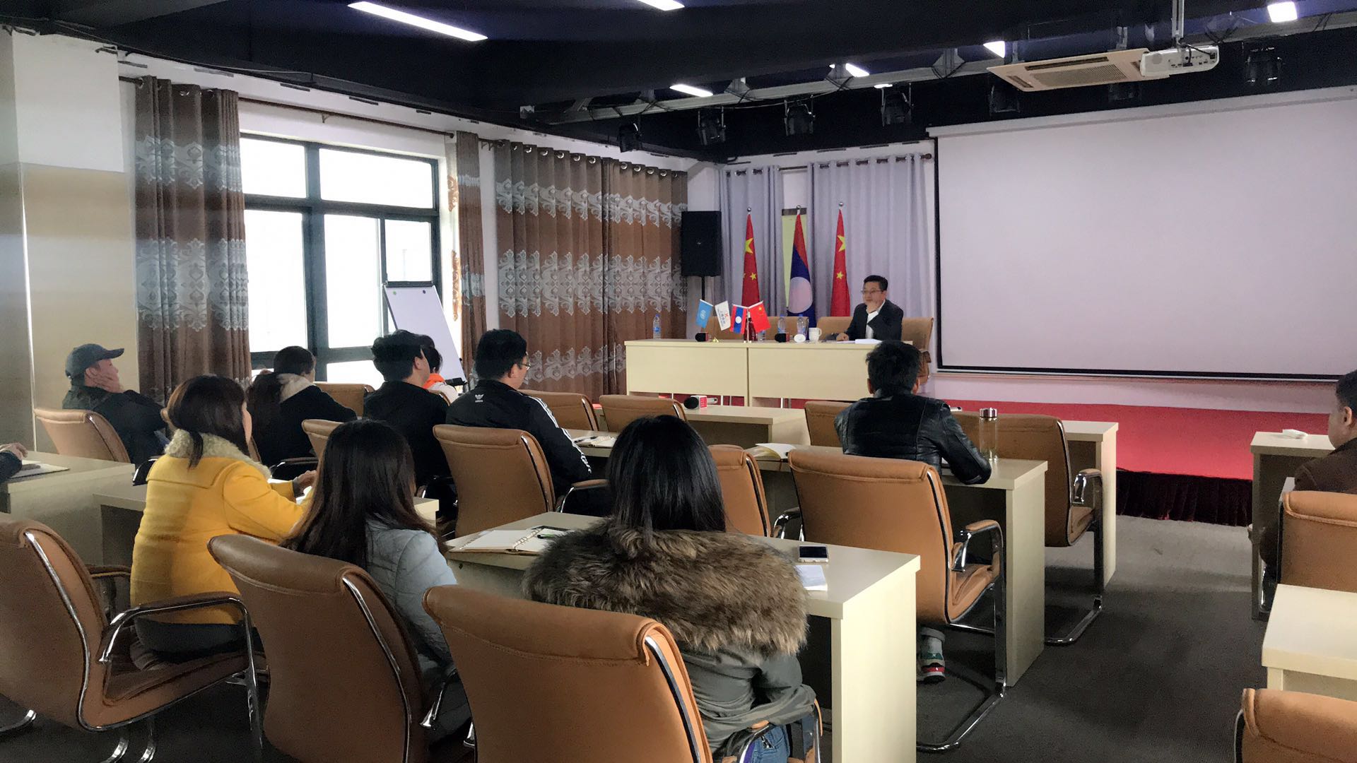 上海良时智能举办2019*次法务培训