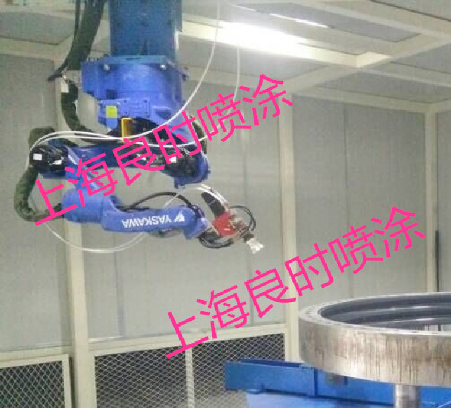 图:融射喷锌/ 锌铝合金工序的机器人自动作业及通透的作业环境